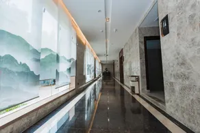 Xi Hu Resort Hotel - Image 4