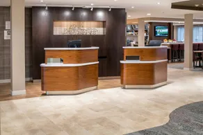 Courtyard by Marriott Portland North - Image 5