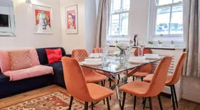 Spacious Detached Houses with FREE PARKING near Little Venice, Paddington & Hyde Park by Staylio London - Image 5
