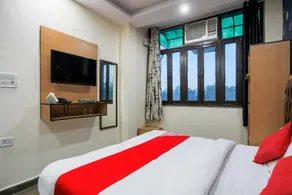 OYO 75705 Hotel Ars Inn - Image 5