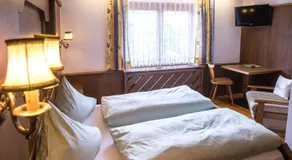 Gasthof Pension Traube - Image 2