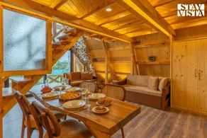 StayVista at Suroor with Central Heating in Tangmarg - Image 2