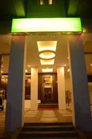 Staylite Suites - Image 5