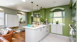 Sunny Luxurious 2 bedroom Holiday cottage - Image 5