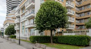 *Spacious-Modern One Bed Flat. Riverside Location* - Image 3