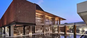 Djoglo Luxury Bungalow - Image 3