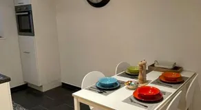 Gemütliche Wohnung an bester Lage im Kreis 4 - Image 4