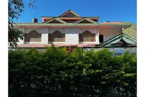 Hotel Atul Regency - Image 2