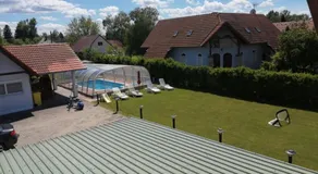 schönes Ferienhaus mit grossen Pool 250 m vom Balaton - Image 3