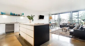 Aquabelle Apartments - Image 4