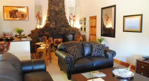 125 on Van Buuren Road Guest House - Image 3