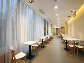 Hanting Hotel Beijing Qianmen - Image 3