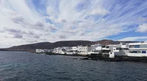 Respira el mar desde tu terraza y siéntete en paz. - Image 3