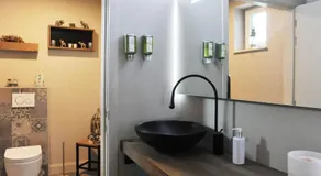 Countryside Cottage With Shared Pool - Image 2