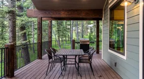 My Yellowstone Retreat - Image 4