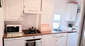 SPACIOUS 2 BEDROOM apartment with FREE PARKING - JCT 27 Cardiff side of Newport - Image 5
