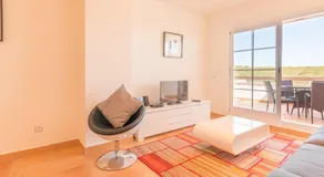 2167-Superb 2 bedrooms in luxury complex with pool - Image 2