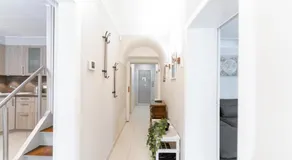 An Entire Spacious House near to the City Centre - Image 4