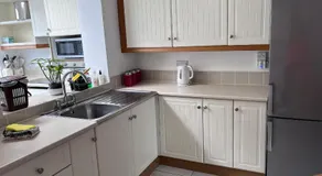 Spacious 5 double bed bedroom bungalow near Belfast - Image 3