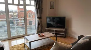 City Central Apartment - Image 2