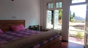 Forest Cyniciam Homestay - Image 2