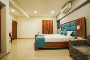 Inn Temple Town - Image 5
