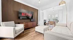 2 Bed Hale Home Free Parking Pet Friendly - Image 2