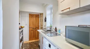 Host & Stay - Millers Coach House - Image 4