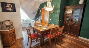 Three B's Bed and Breakfast - Image 2