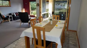 Holiday home by the beach in St Helens - Image 2