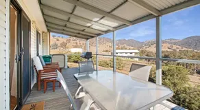 Elm Cottage Tumut - Image 4