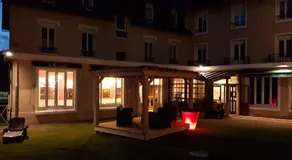 Le Castelet Sancy - Jardin & Spa - Image 2
