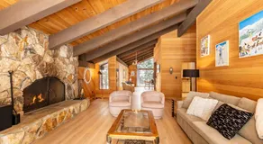 Beautiful 3-Bedroom Contemporary Mountain Home condo - Image 2