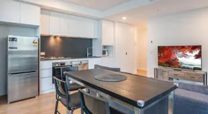 Southbank Apartment with pool Brisbane CBD Hosted by Homestayz - Image 5