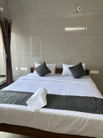 Nest Inn - Image 5