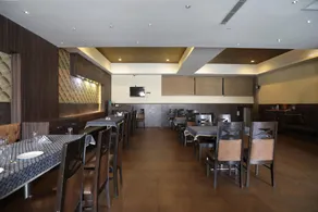 OYO Hotel Vaani Continental - Image 3