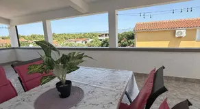 Sandra - Image 3