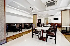 Palette - Green Embassy - Image 5