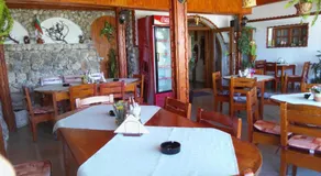 Stefan Family Hotel - Image 4