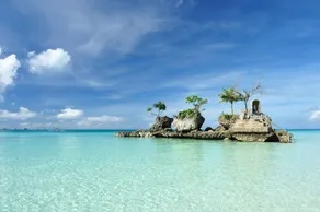 YCL Hotel Boracay - Image 2