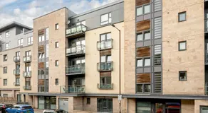 Pass the Keys Spacious Bright Modern Edinburgh City Flat - Image 5