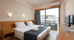 Nafsika Hotel - Image 2