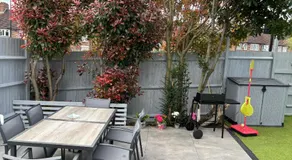 Brand New Big House with garden and free parking - Image 5