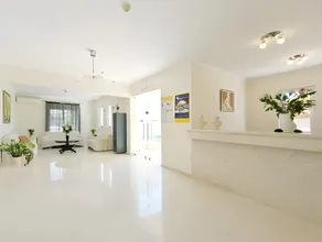 Perla Marina Hotel - Image 4