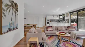 Bridge Beach House Central Barwon Heads Sleeps 12 Walk everywhere Modern beach house Disability Accessible - Image 2