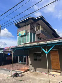 OYO 90797 Napoh Motel - Image 3