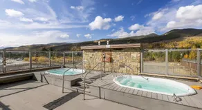 2767 Slopeside condo - Image 3