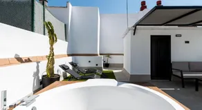 Pj Terraza Privada Bañera exterior junto Catedral - Image 3