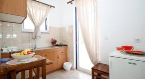 Yiannis Studios - Image 4