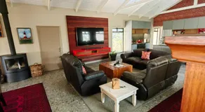 Karibu Self-catering Accommodation - Image 3